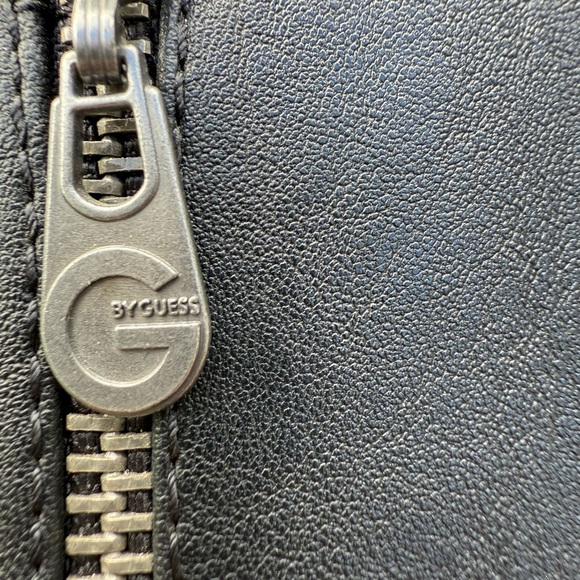 G by Guess Black Over the Knee Boots Sleek Leather Design True to Size - Picture 6 of 6